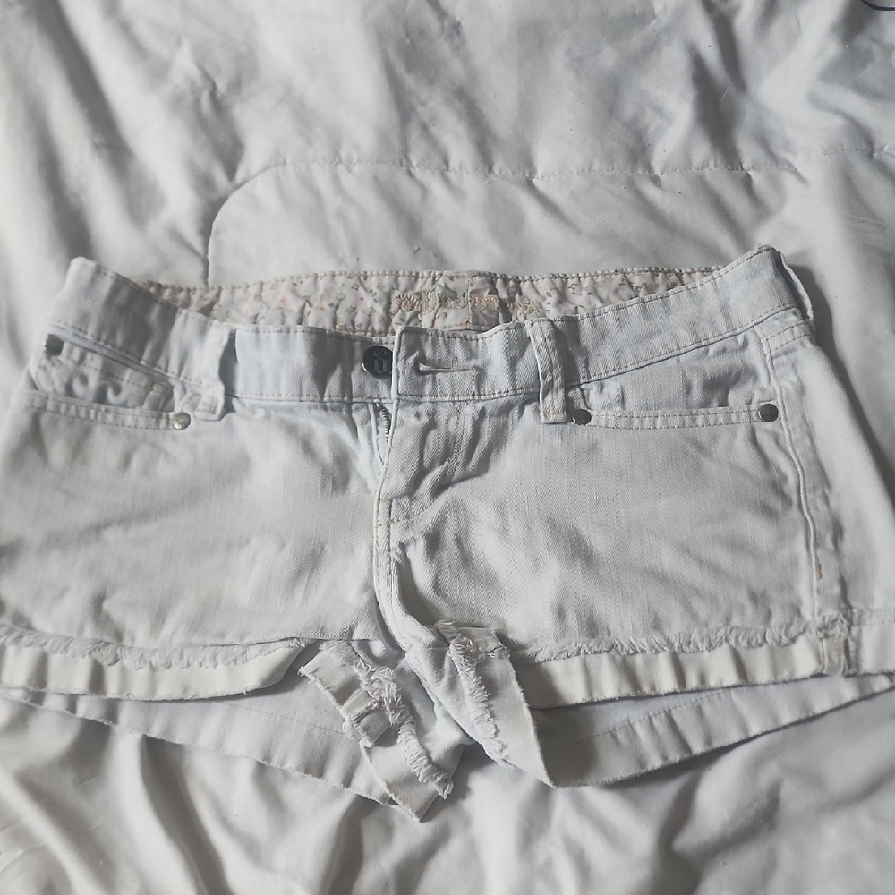 Decree White Jean Shorts Classic Cuffed Hem